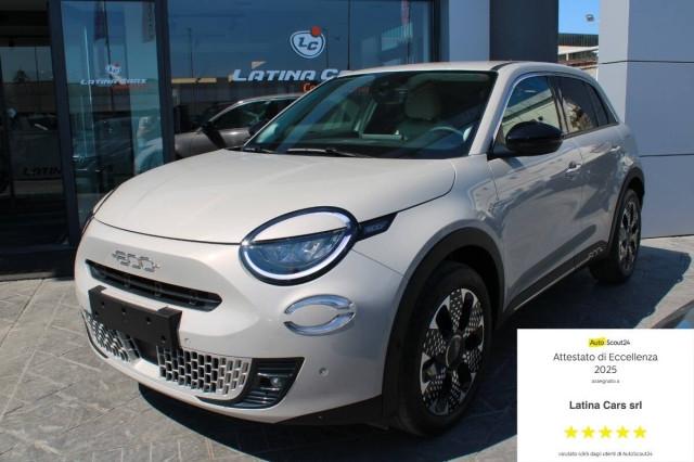 Fiat 600 1.2 hybrid 110cv AUTOM. con Navi e CarPlay