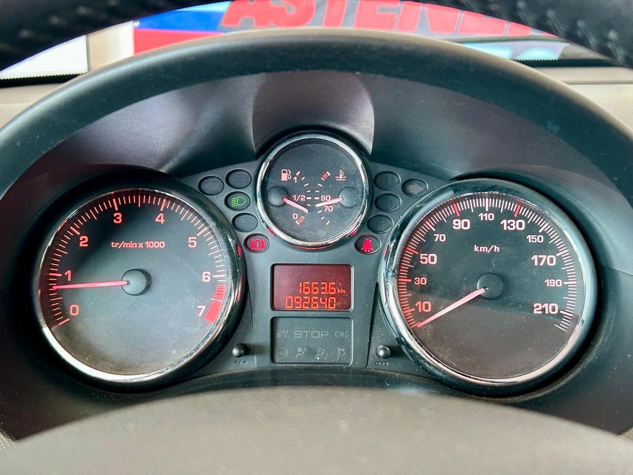 Peugeot 206 *206 PLUS 2010* 90.000KM*DISTRIBUZIONE FATTA* NEOPATENTATI* TAGLIANDO* ONESTA*