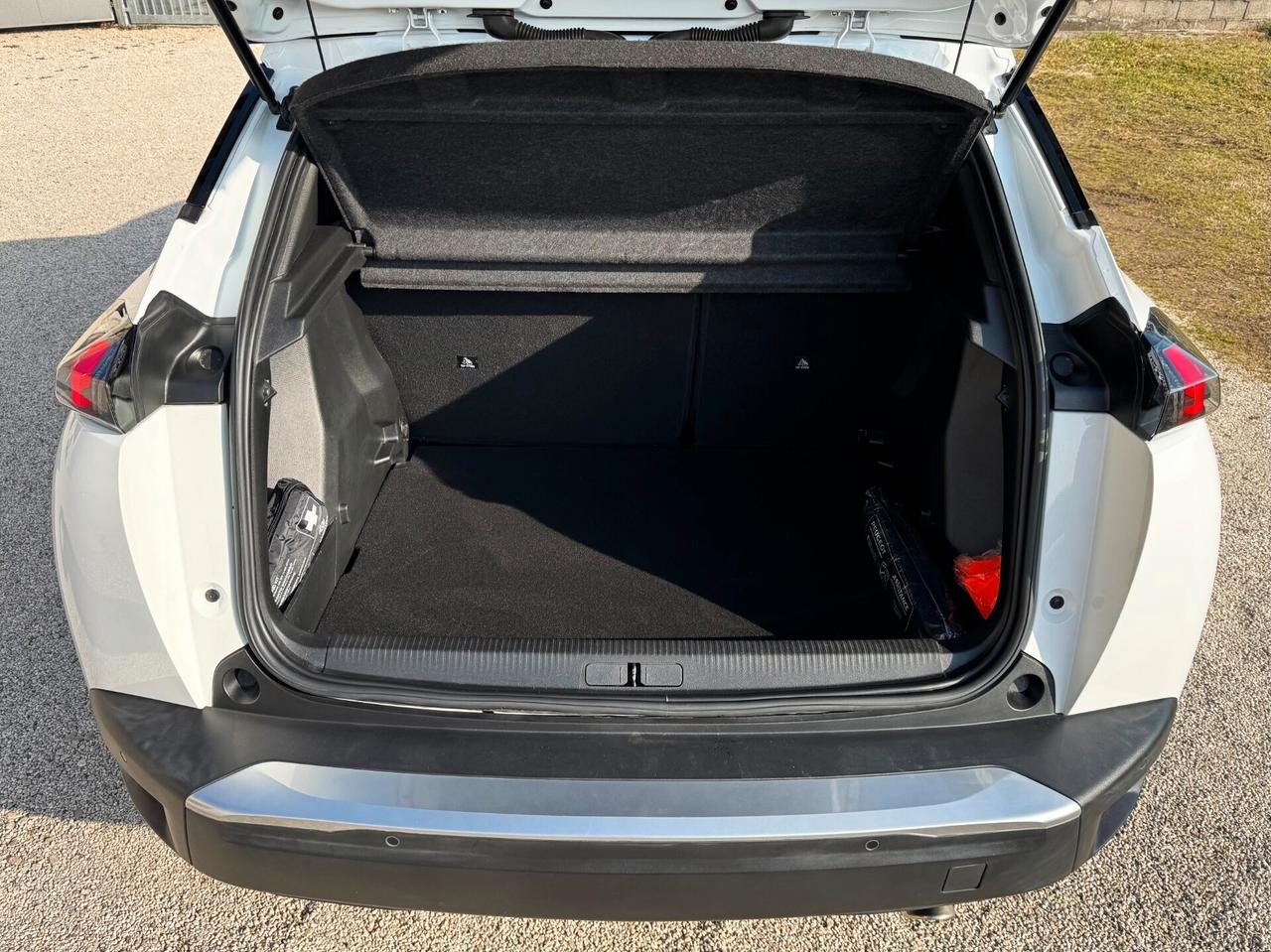 Peugeot 2008 1.5 110cv Allure Pack | PREZZO PROMO