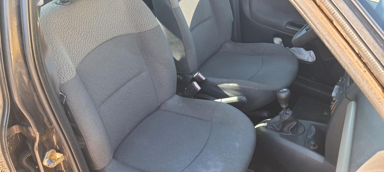 Renault Clio 1.2 5 Porte Km.145.700 Ottime condizioni