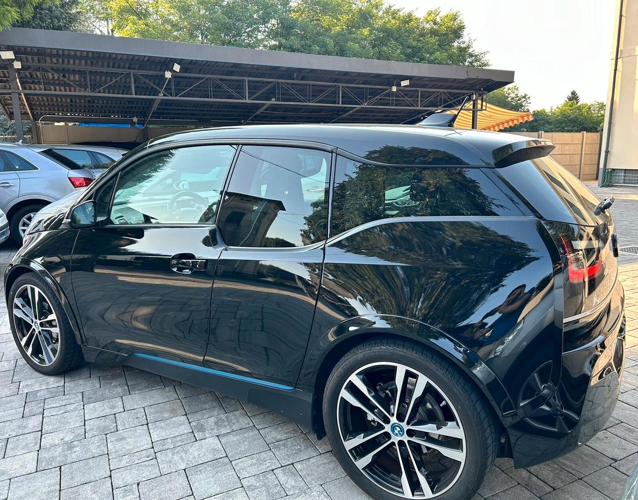 Bmw i3s 120Ah Advantage LED PDC ACC CERCHI 20"