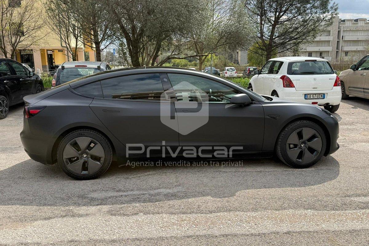 TESLA Model 3 RWD