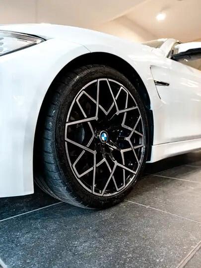 BMW M4 Cabrio 3.0 DKG – 431 CV – Sportiva, Scoperta e Iconica