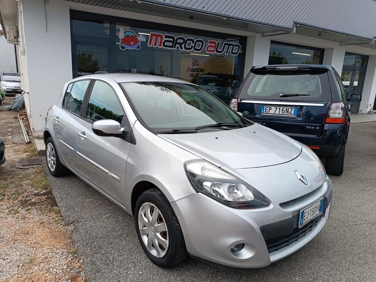 Renault Clio 1.2 16V 5 porte Yahoo! Neopatentati