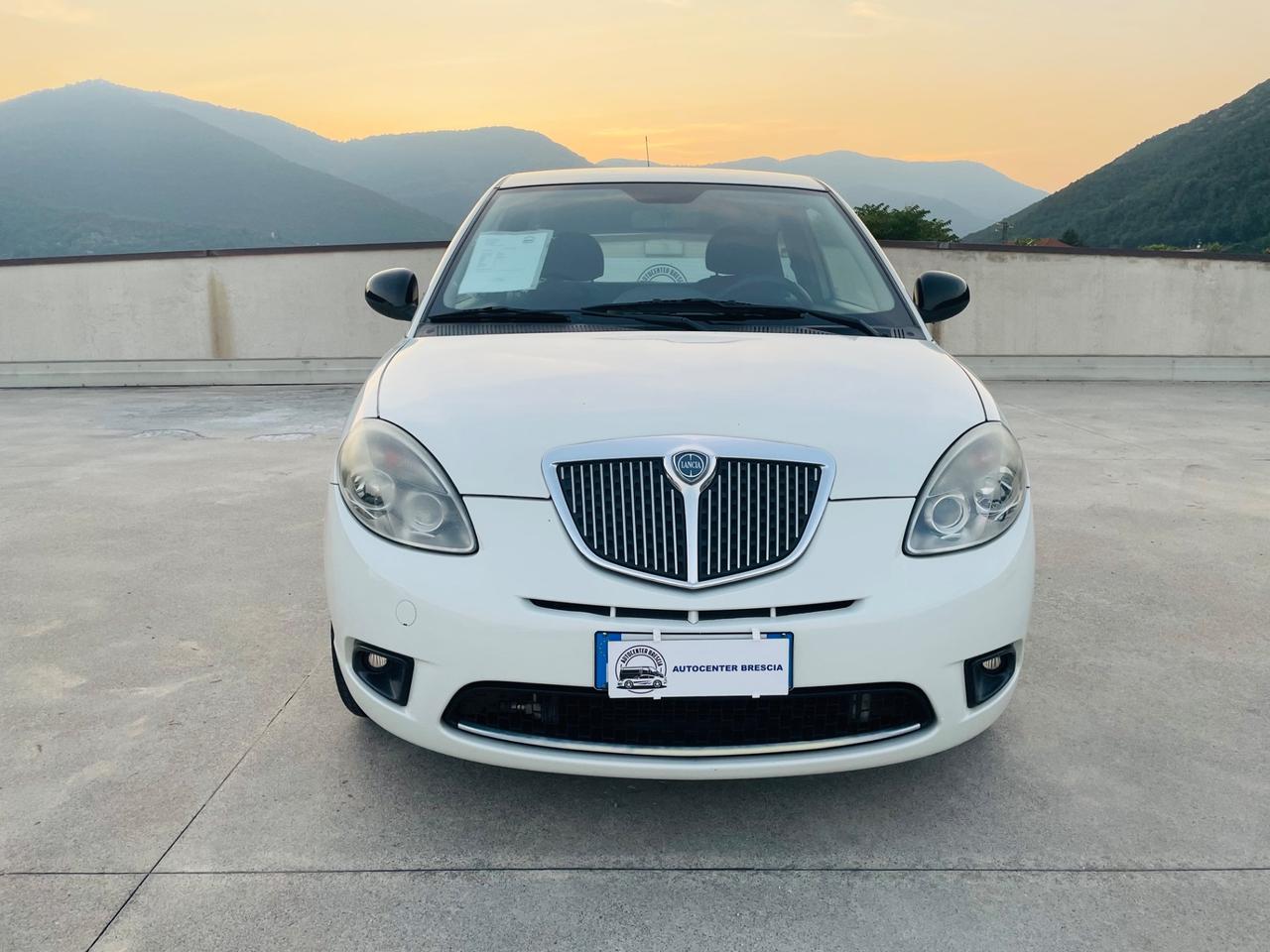 Lancia Ypsilon 1.2 Platinum OK NEOPATENTATI