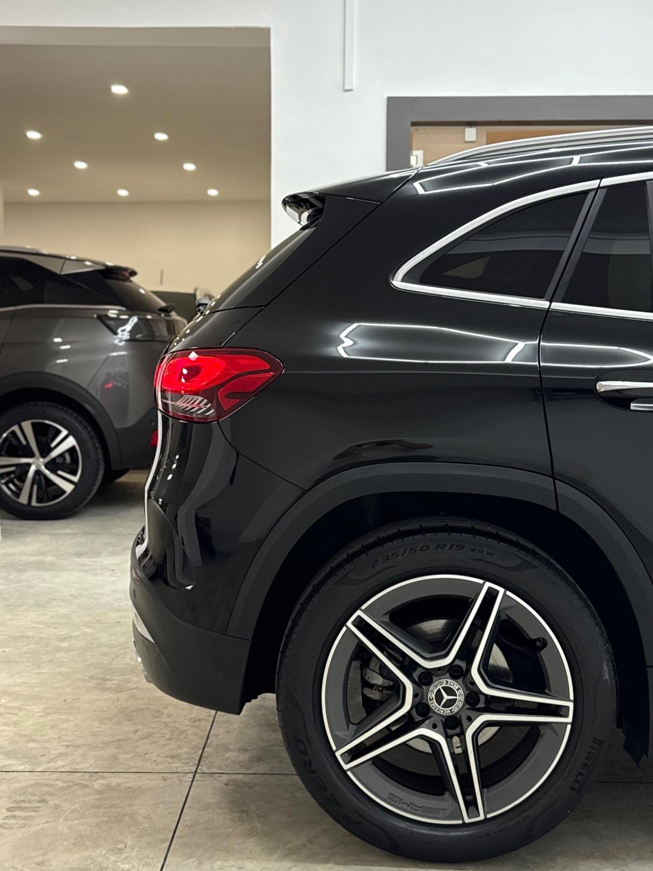 Mercedes-benz GLA 200 d Automatic Premium Italiana unico proprietario certificata