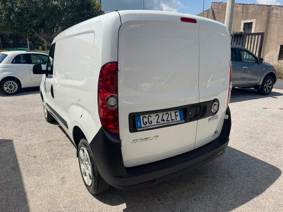 FIAT DOBLO CARGO BUSINESS 1.3 MJT 95 CV PARI AL NUOVO
