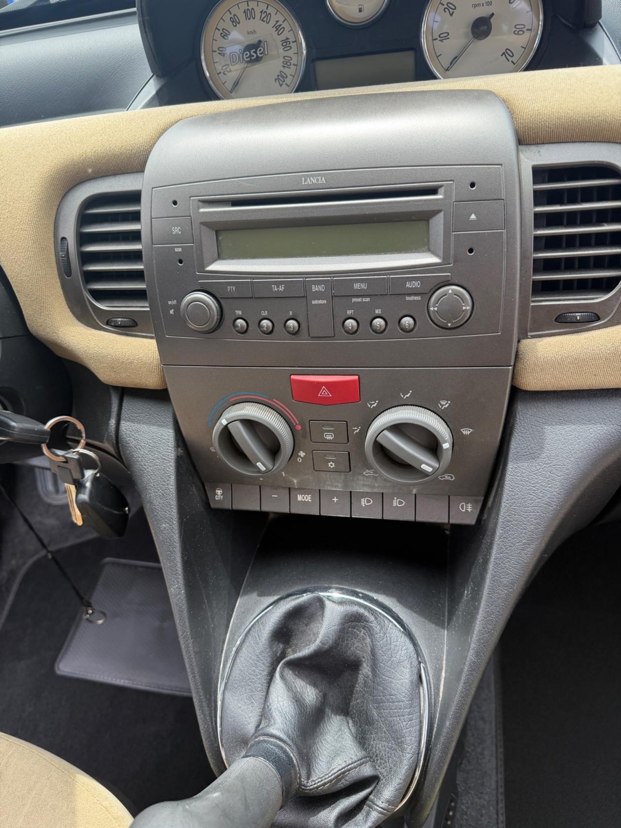Lancia Ypsilon 1.3 Multijet 70CV Oro NEOPATENTATI