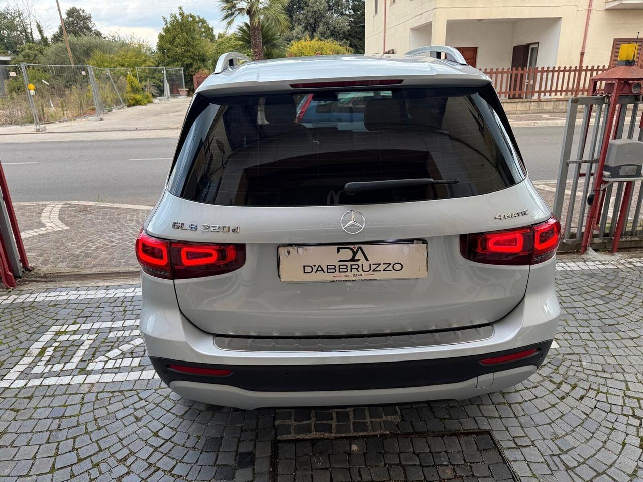 Mercedes GLB 220 2.0d 190cv 4Matic 2023