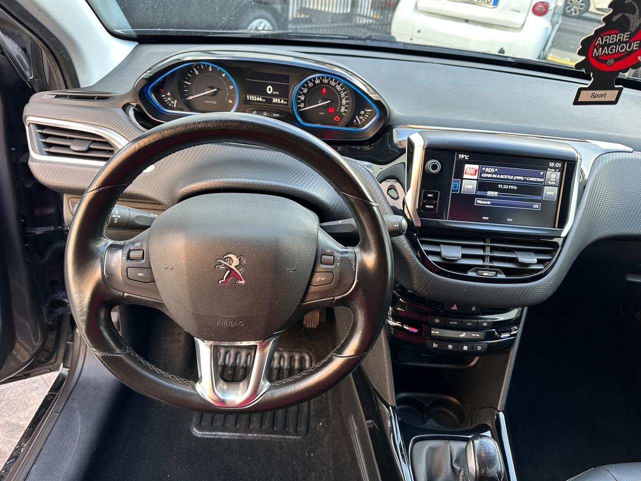 Peugeot 2008 BlueHDi 120 Allure