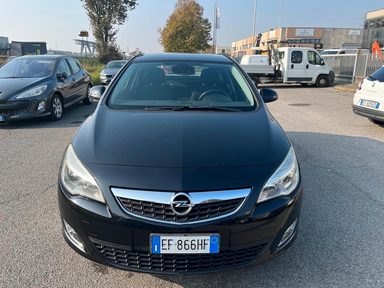 Opel Astra 1.4 100CV 5 porte Cosmo