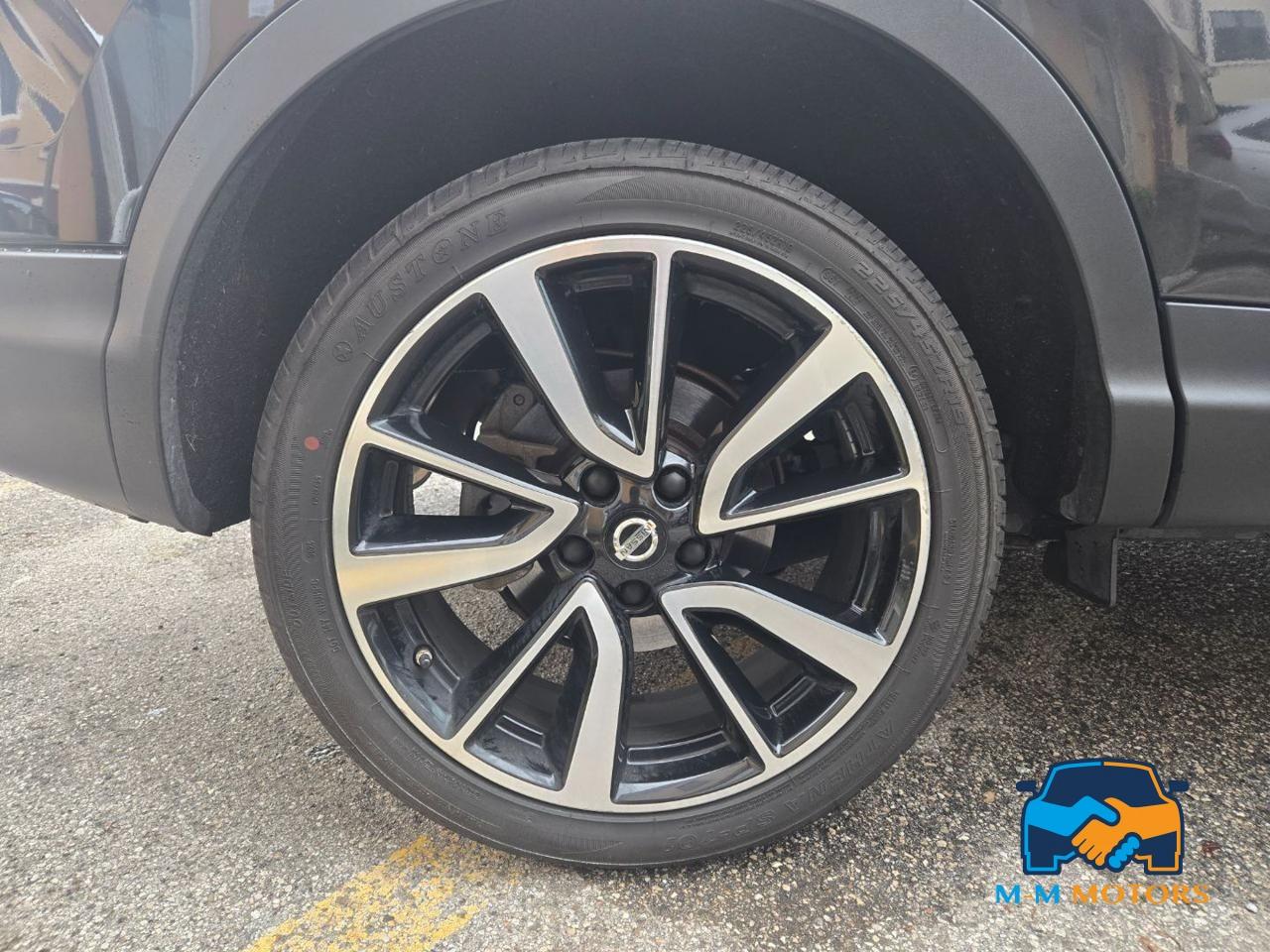 NISSAN Qashqai 1.5 dCi Tekna Plus