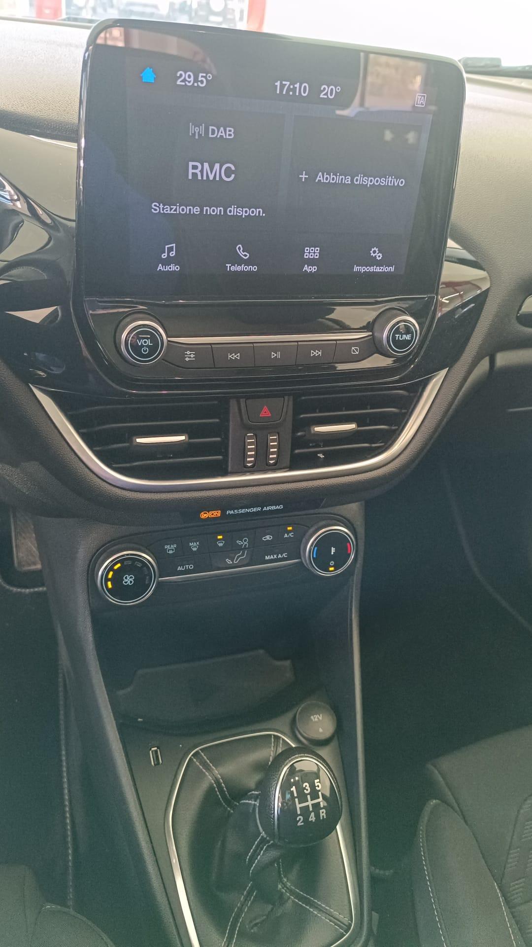 FORD FIESTA 1.1 BENZINA 75CV TITANIUM