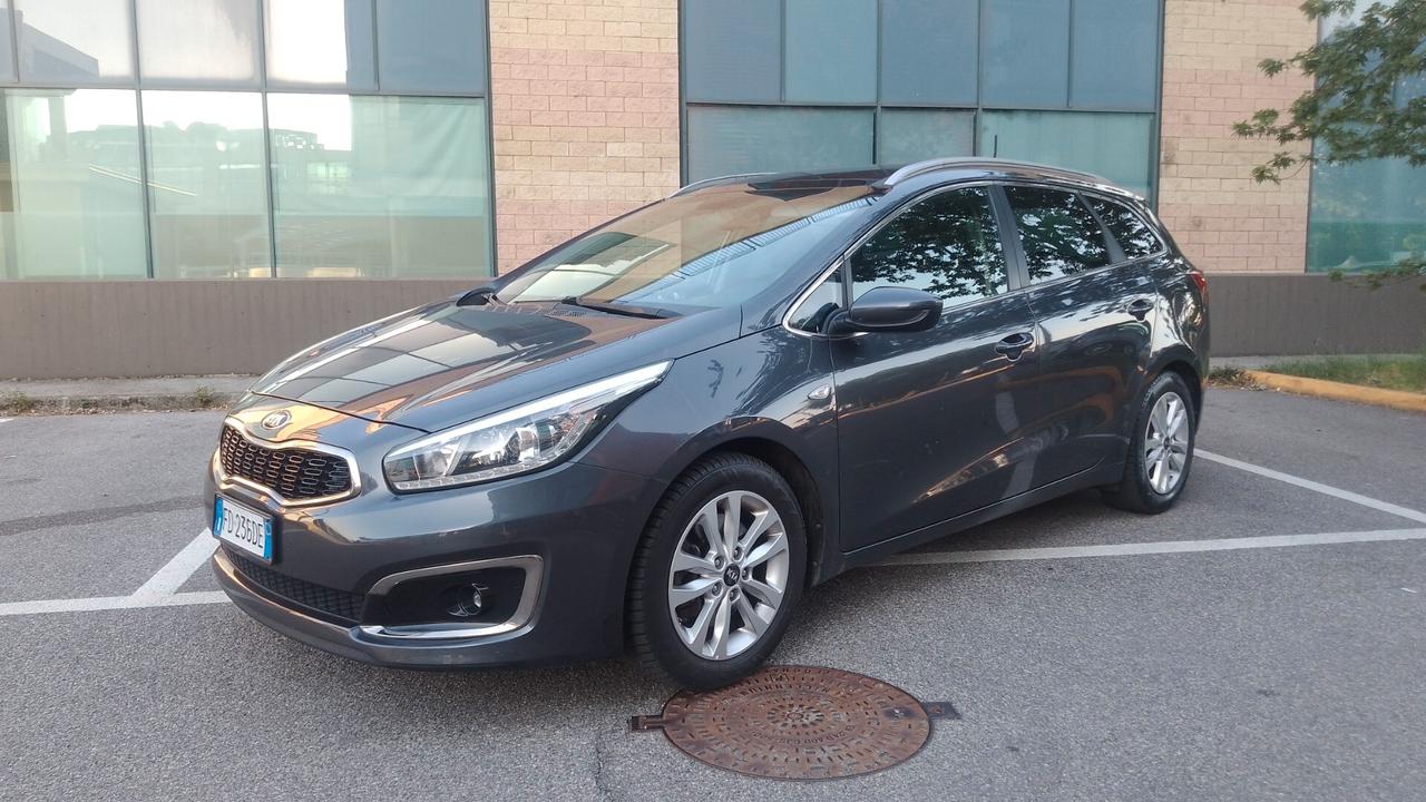 Kia Ceed cee'd 1.6 CRDi navi pelle tetto full 2016