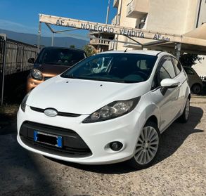Ford Fiesta 1.4 TDCi 70CV 3 porte Titanium