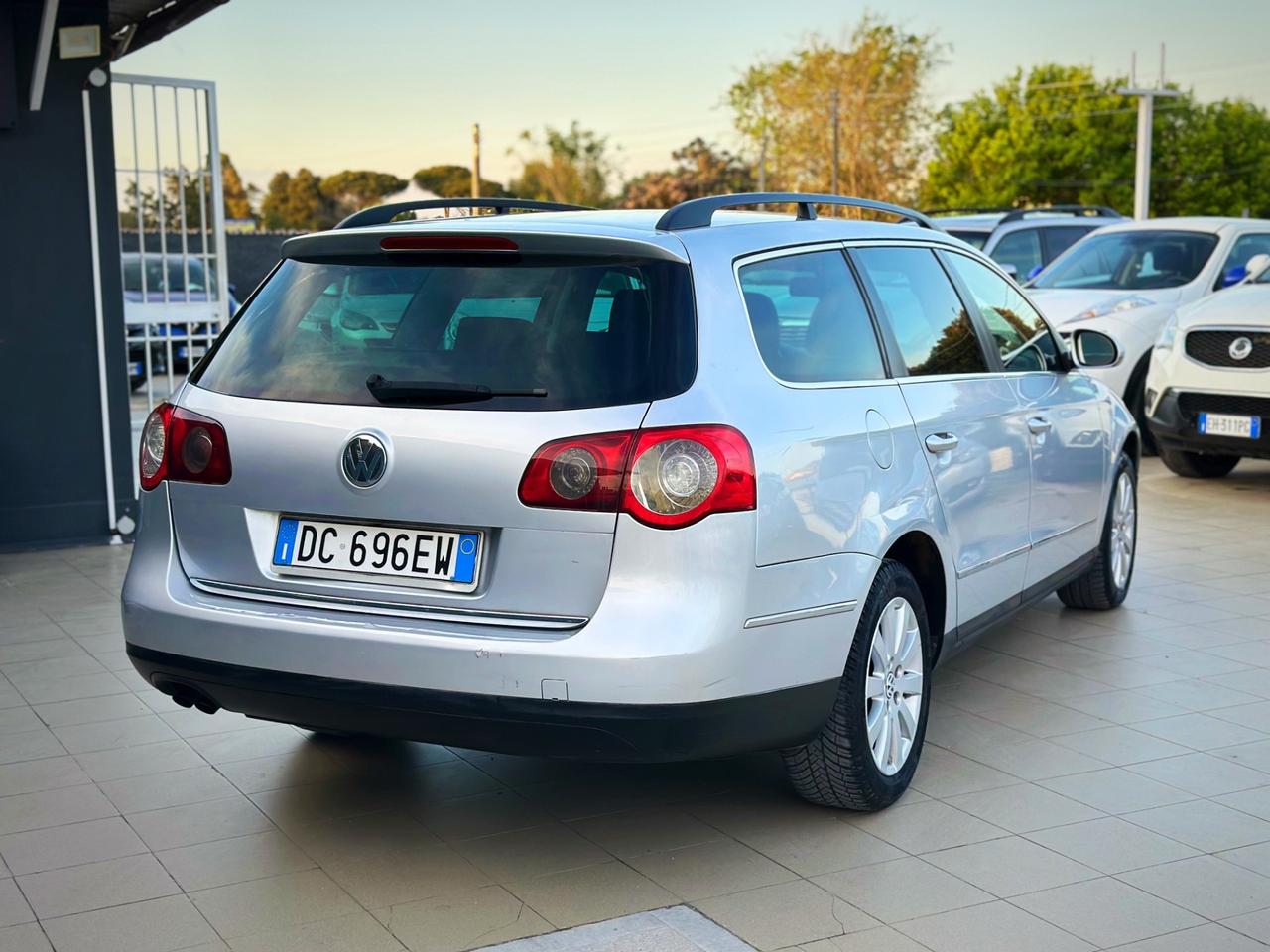Volkswagen Passat 1.9 TDI/105CV Var. Comfortline Garanzia 12 Mesi
