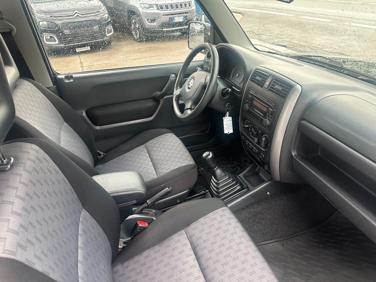 Suzuki Jimny 1.3i 16V cat 4WD JLX