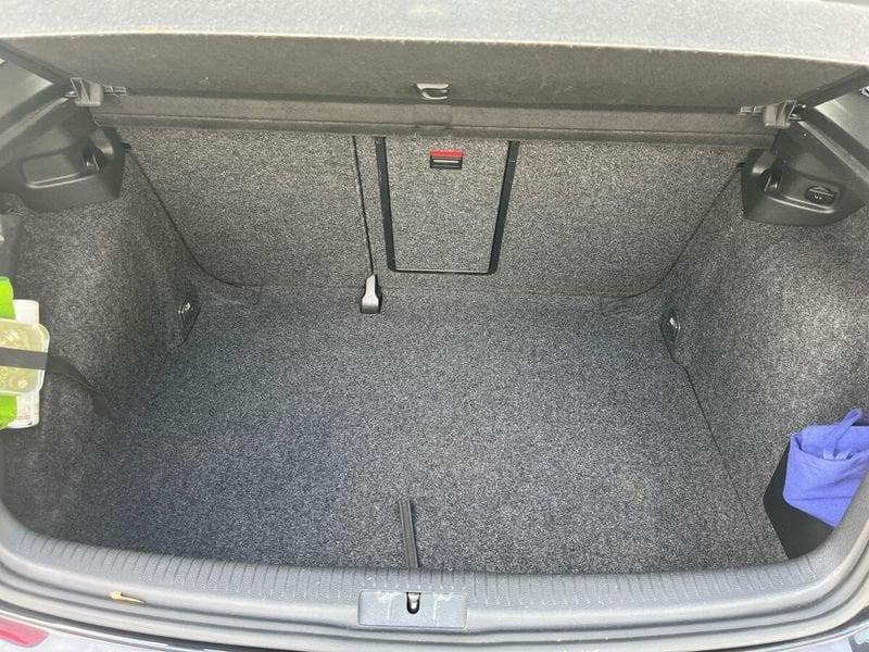 Volkswagen Golf Golf 5p 1.6 Comfortline