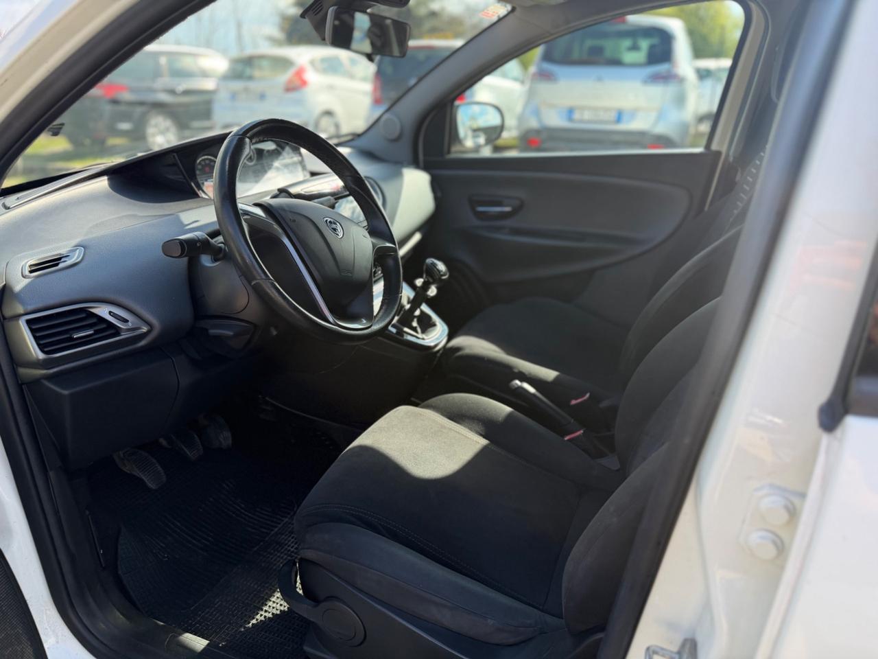 Lancia Ypsilon 1.2 (120.000KM)