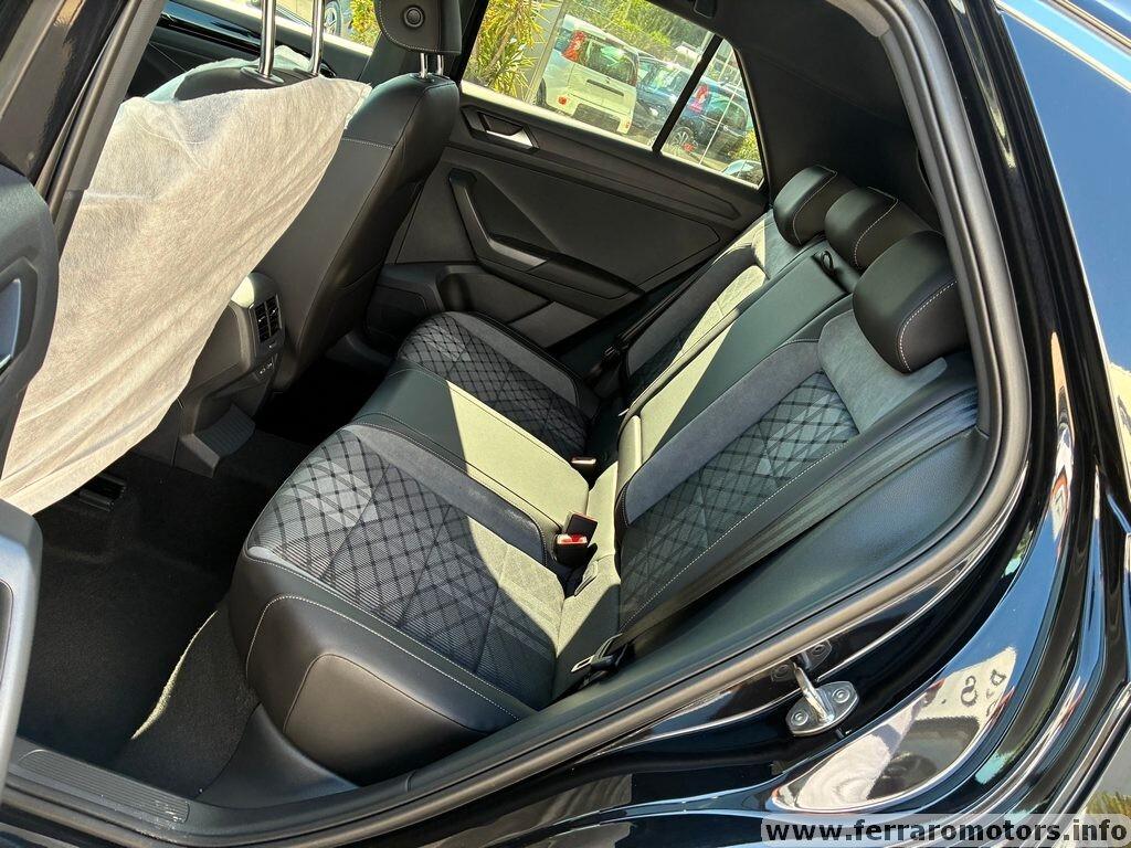 Volkswagen T-Roc 1.0 TSI R-Line a 275euro al mese