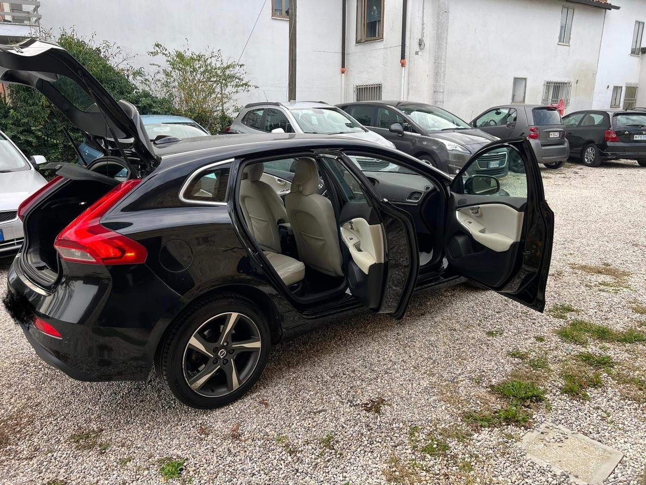 Volvo V40 D2 1.6 Kinetic