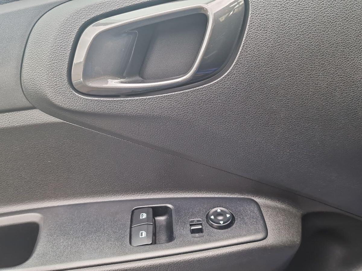 HYUNDAI I10 1.0 TECH + CONNECT