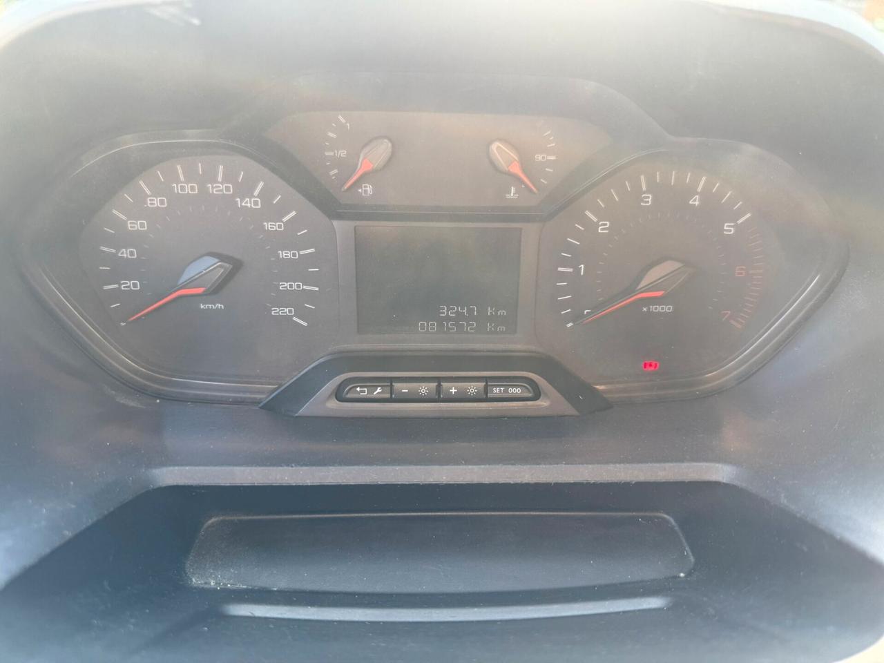 Peugeot Partner furgone euro 6b