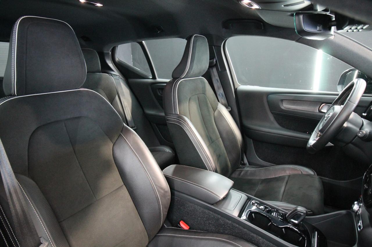 VOLVO XC40 D3 GEARTRONIC R-DESIGN 2.0 150 CV