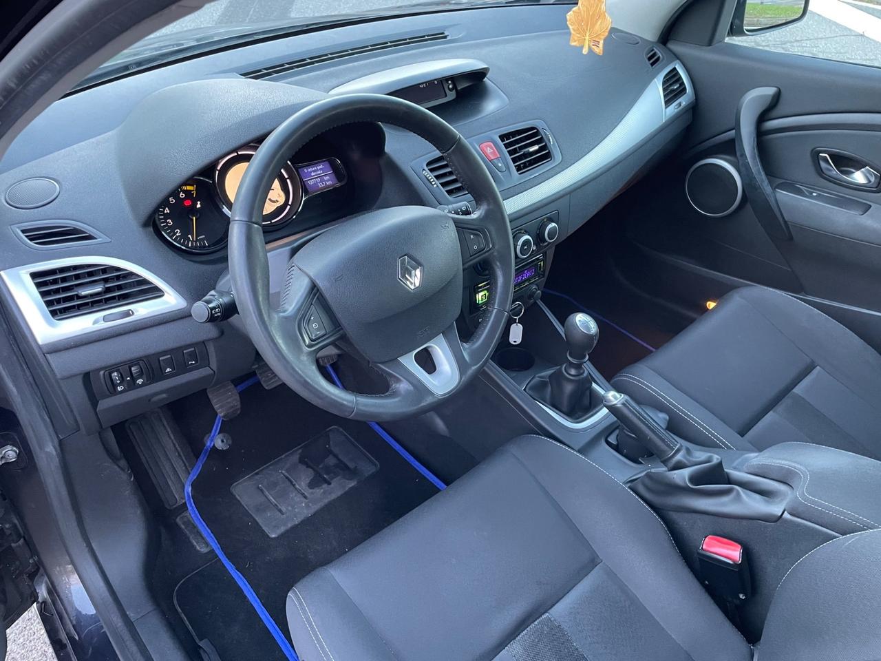 Renault Megane Mégane 1.4 TCe SporTour GT Line* Neo patentati *