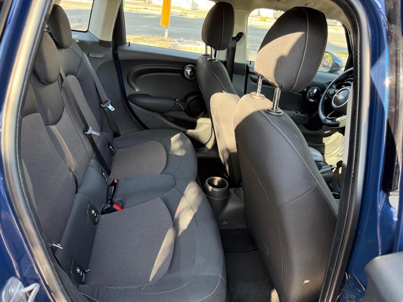 Mini 1.5 Cooper D Business XL Cambio Automatico
