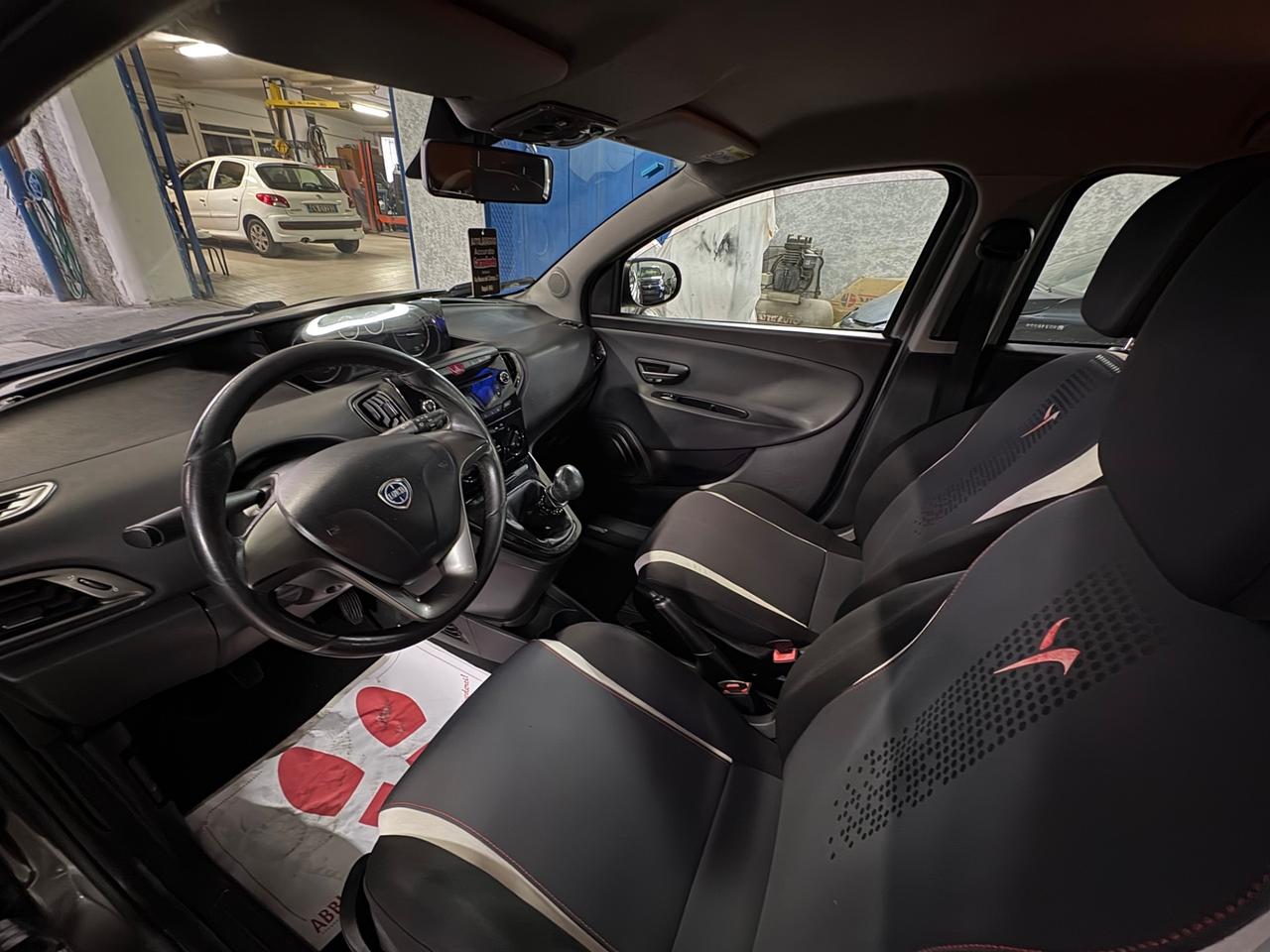 Lancia Ypsilon 1.2 GPL Ecochic Elefantino 69cv