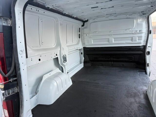 Renault Trafic 2.0 dCi 120 cv P.c T.n Ice 2021