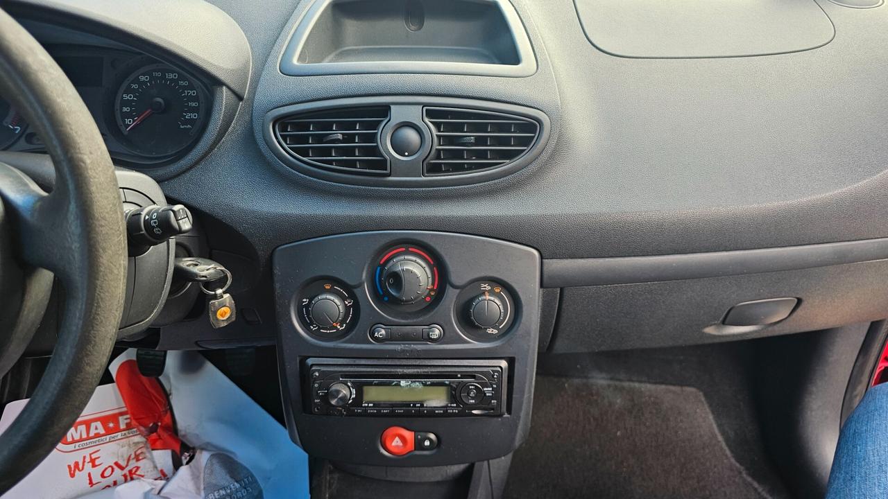 Renault Clio 1.2 16V 5 porte Le Iene GPL
