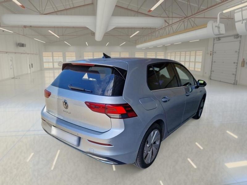 VOLKSWAGEN GOLF VIII 2.0 TDI SCR 110 KW STYLE DSG 5 PORTE BERLINA