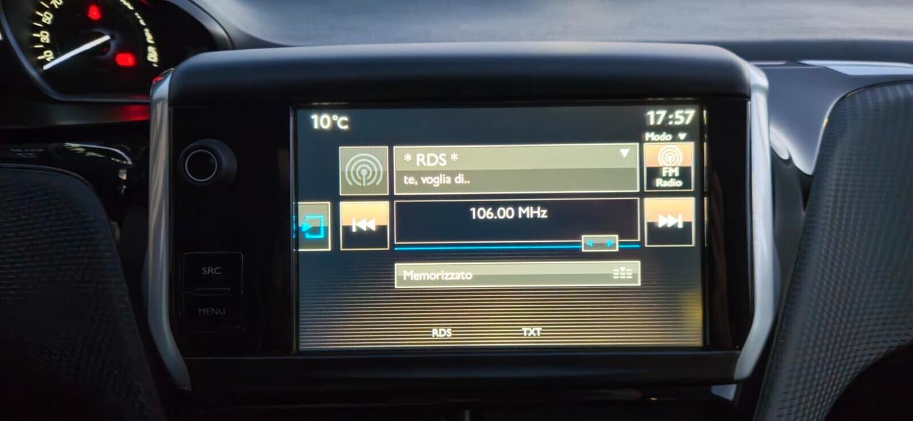 Peugeot 2008 BlueHDi 100cv Allure