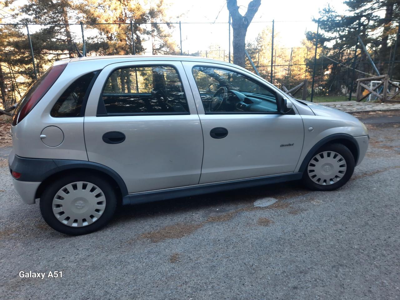 OPEL CORSA 1.2 BENZINA ANNO 2002 KM 122000