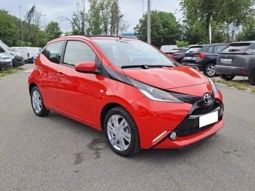 Toyota Aygo 1.0 VVT-i 69 CV 5 porte x-wave