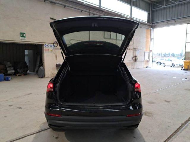 AUDI Q3 35 TDI S tronic Business