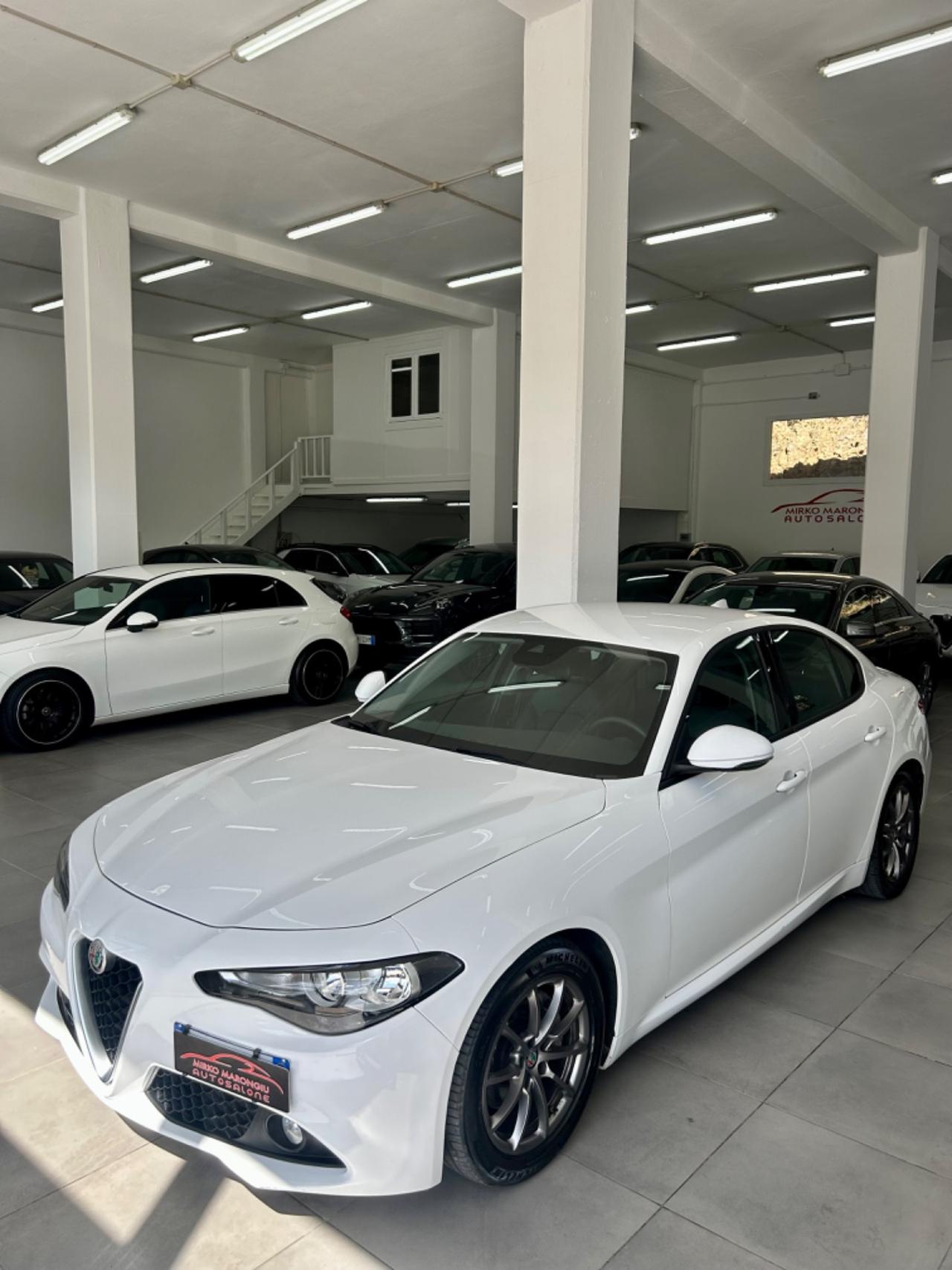 Alfa Romeo Giulia 2.2 180 CV AT8 Super FINANZIABILE