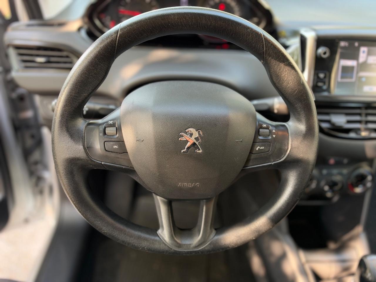 Peugeot 208 1.4 HDi 68 CV 5 porte Allure