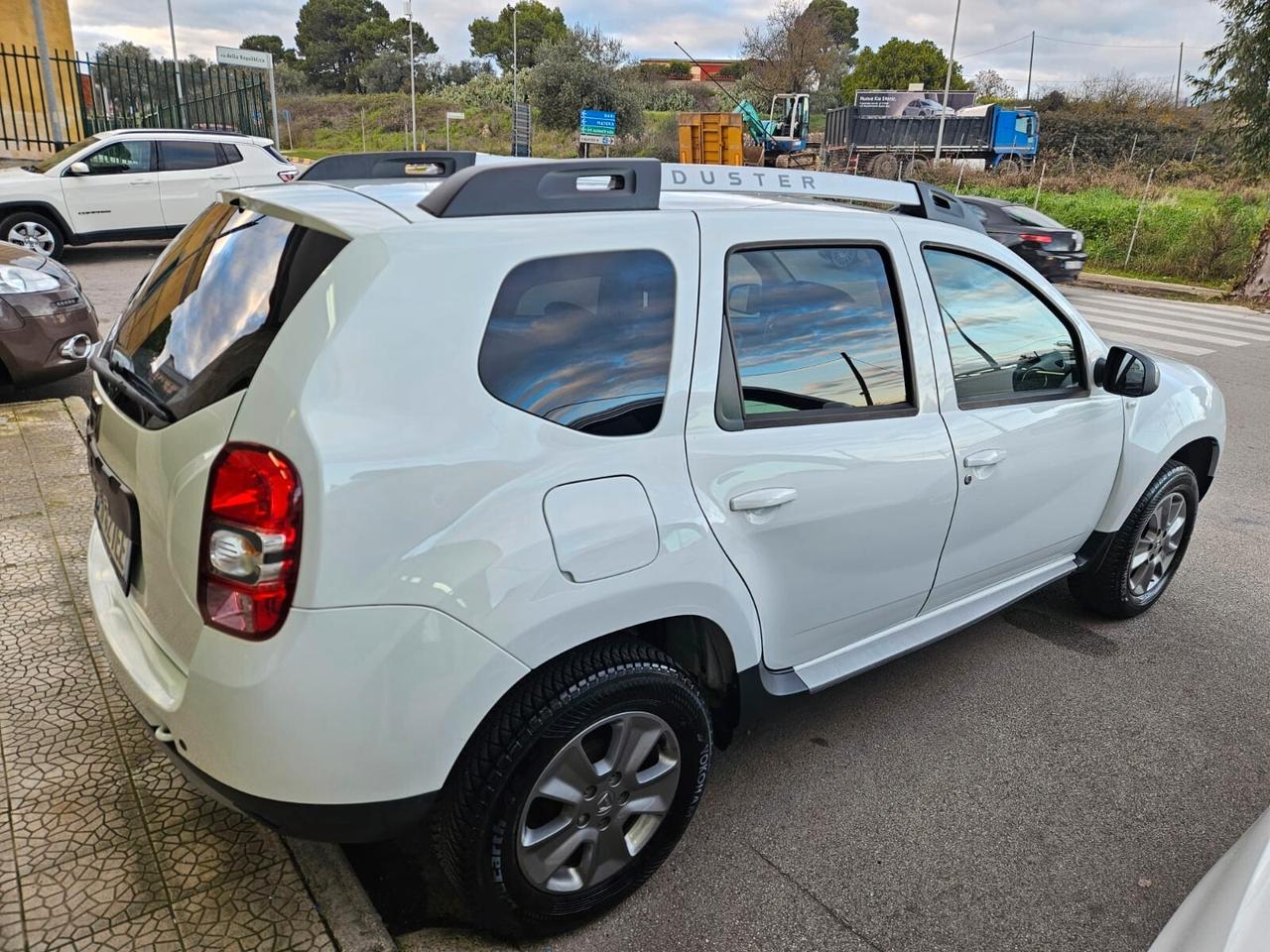 Dacia Duster 1.5 dCi 80kw 110cv FULL NAVI Retrocamera