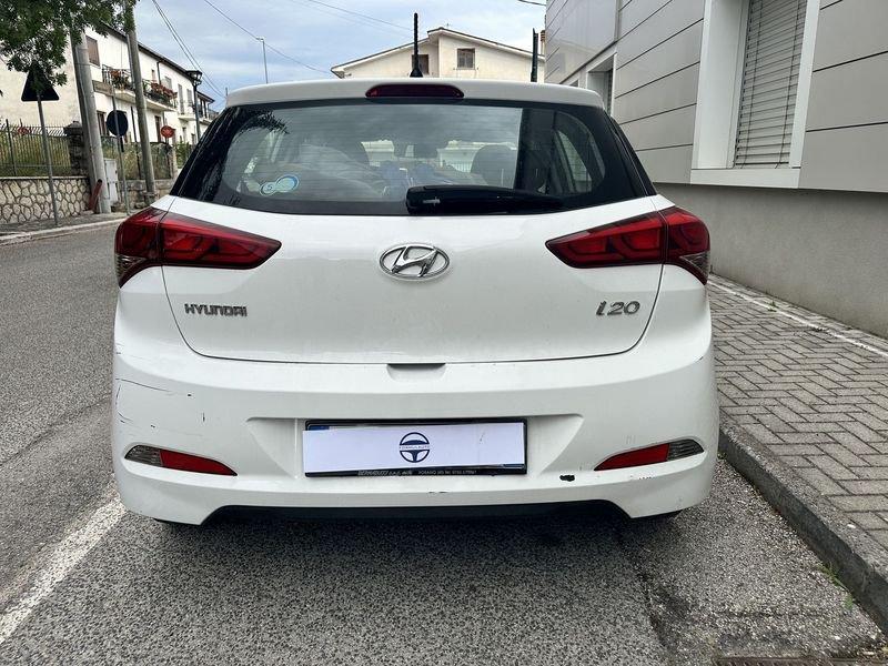 Hyundai i20 1.1 CRDi 75cv Active
