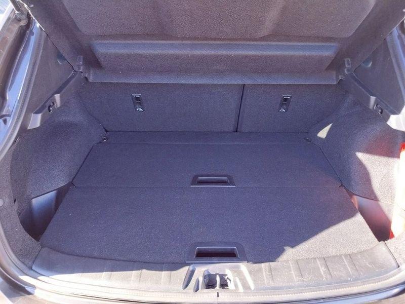 Nissan Qashqai 1.5 dCi 110cv 360 2WD 1.5 dCi 110cv 360 autocarro