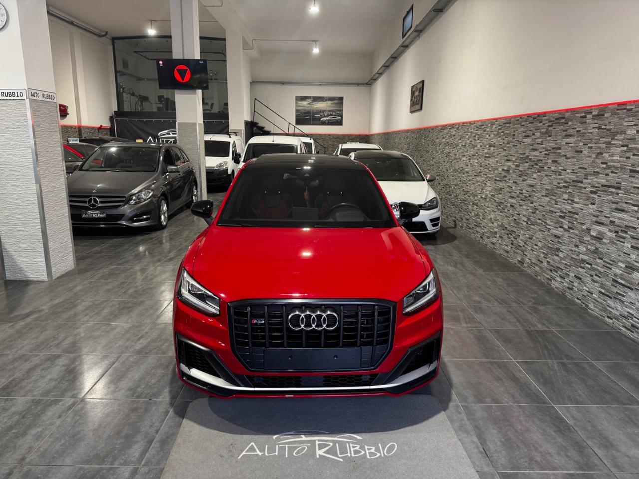 Audi Q2 SQ2 TFSI quattro S tronic sport attitude