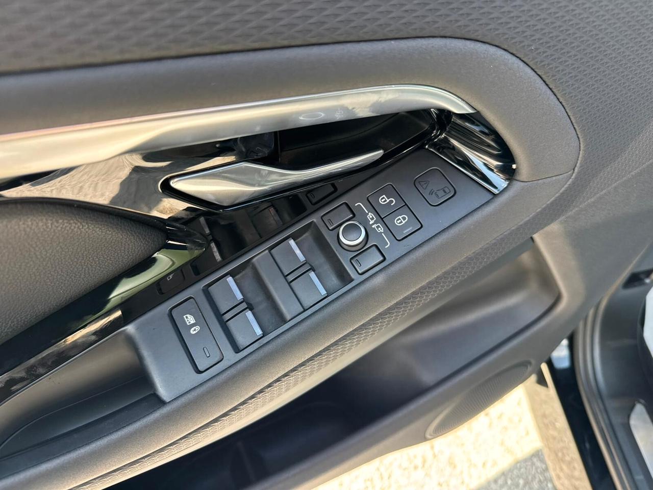 Land Rover Range Evoque 2.0D 150CV AWD Aut R-Dynamic HSE GARANZIA