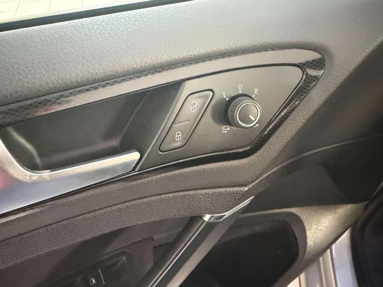 Volkswagen Golf 1.4 TSI DSG 5p.*TETTO*NAVI*SENSORI Highline BlueMotion Technology