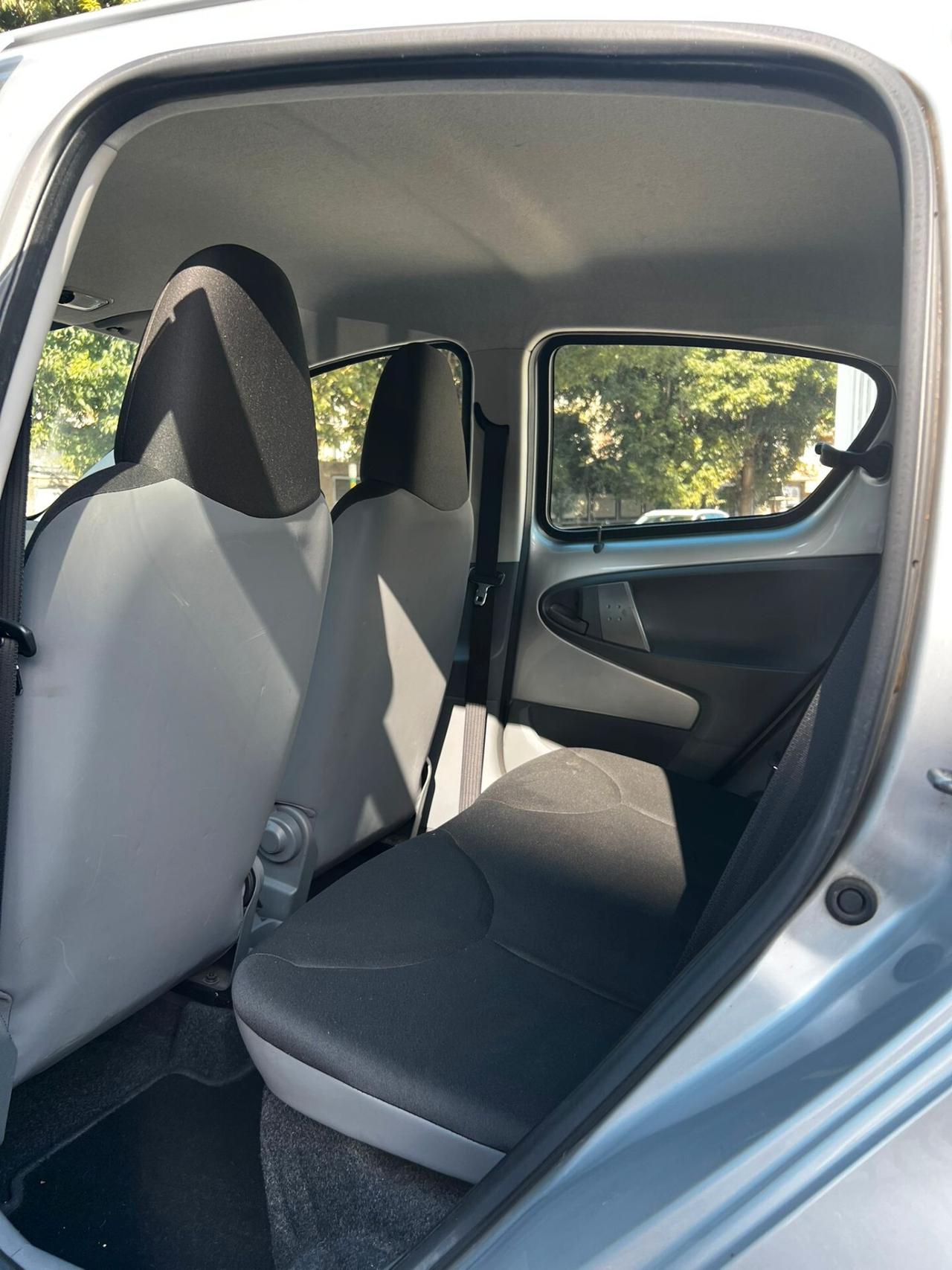 Toyota Aygo 1.0 12V VVT-i 5 porte