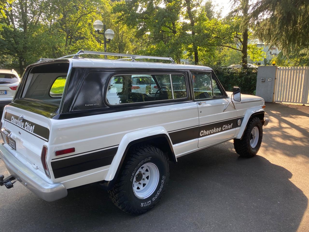 Jeep Cherokee chieff
