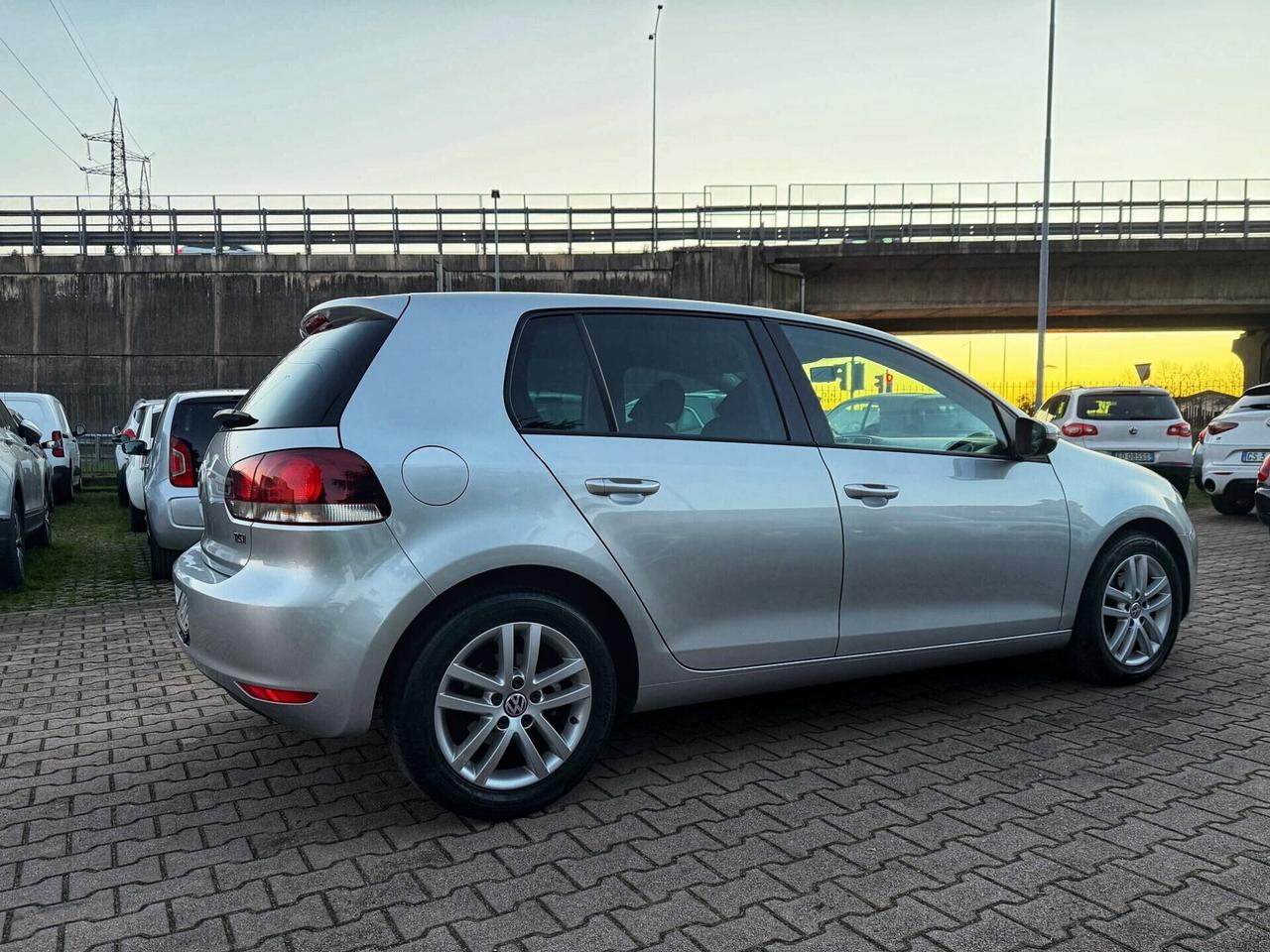Volkswagen Golf 1.4 TSI 122CV 5p. Highline AUTOMATICA OK NEOPATENTATI