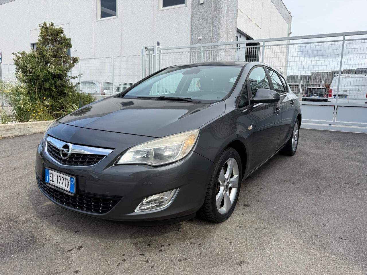 Opel Astra 1.7 CDTI 110CV 5 porte Cosmo
